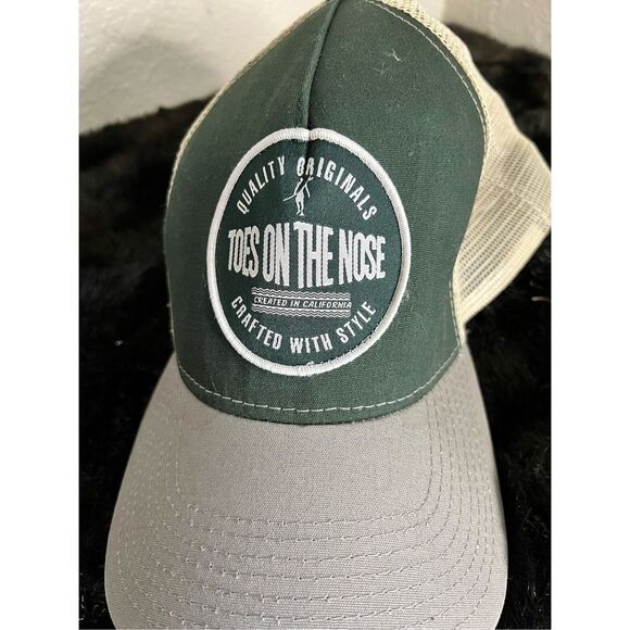 TOES ON THE NOSE Hat Cap Trucker Structured Mesh California Surf Surfer Wear - Picture 2 of 4